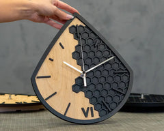 Eye Drop Honey Nest Wall Clock