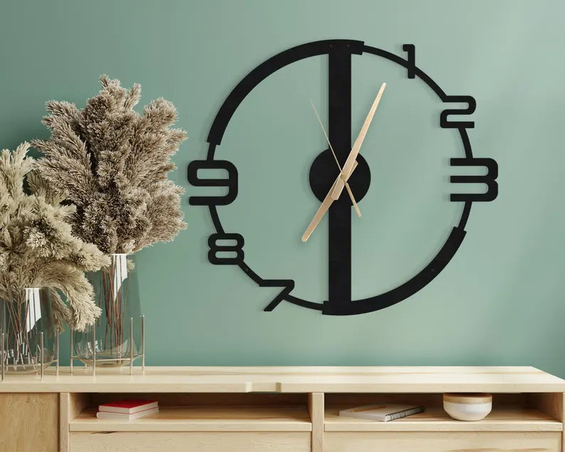 Minimalist wall clock with numbers